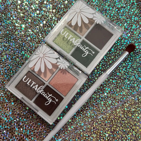 3/$15 ULTA BEAUTY eyeshadow quads & mini brush set - Picture 1 of 4